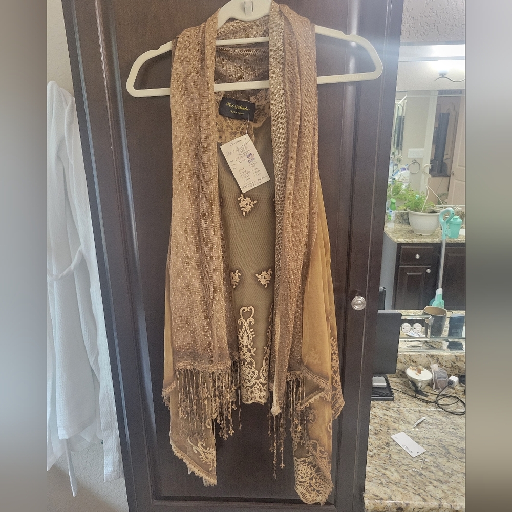 Pat Dahnke Shawl / vest / kimono